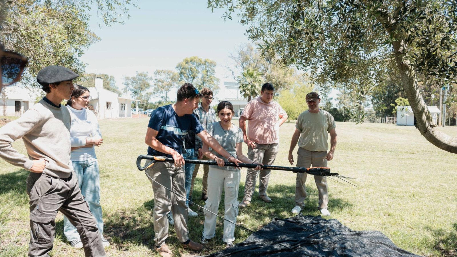 Visita Afine Longo Acto 2024-102