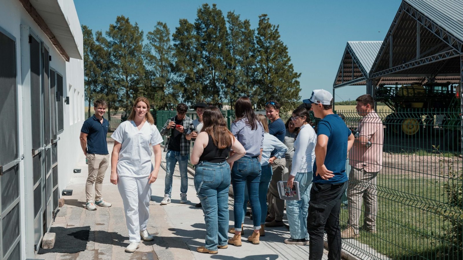 Visita Afine Longo Acto 2024-41